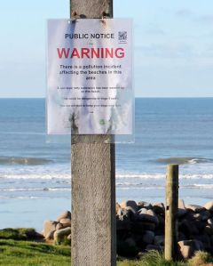 Pollution incident, Northcott Mouth, Ruths coastal walk, north Cornwall