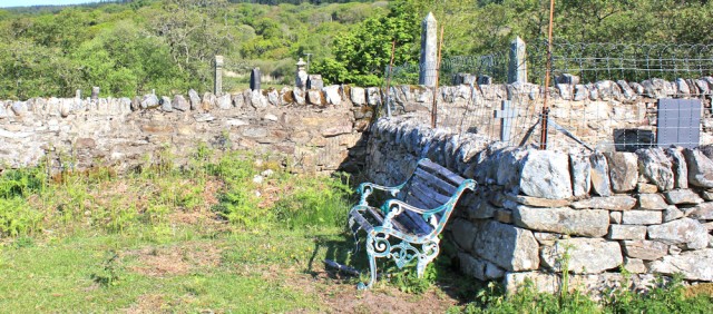 11 Burial ground, Loch Stornoway, Ruth hiking to Kilberry